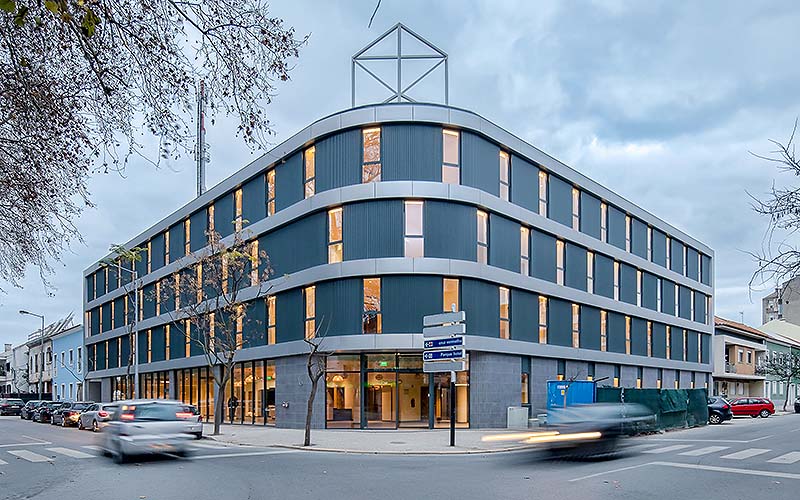 B&B Hotel Montijo | Hospitality